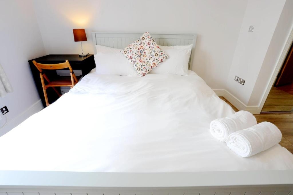 Additional image 4 of 2 Bed Flat, Upper Marshall Street, B1, N1 7GU