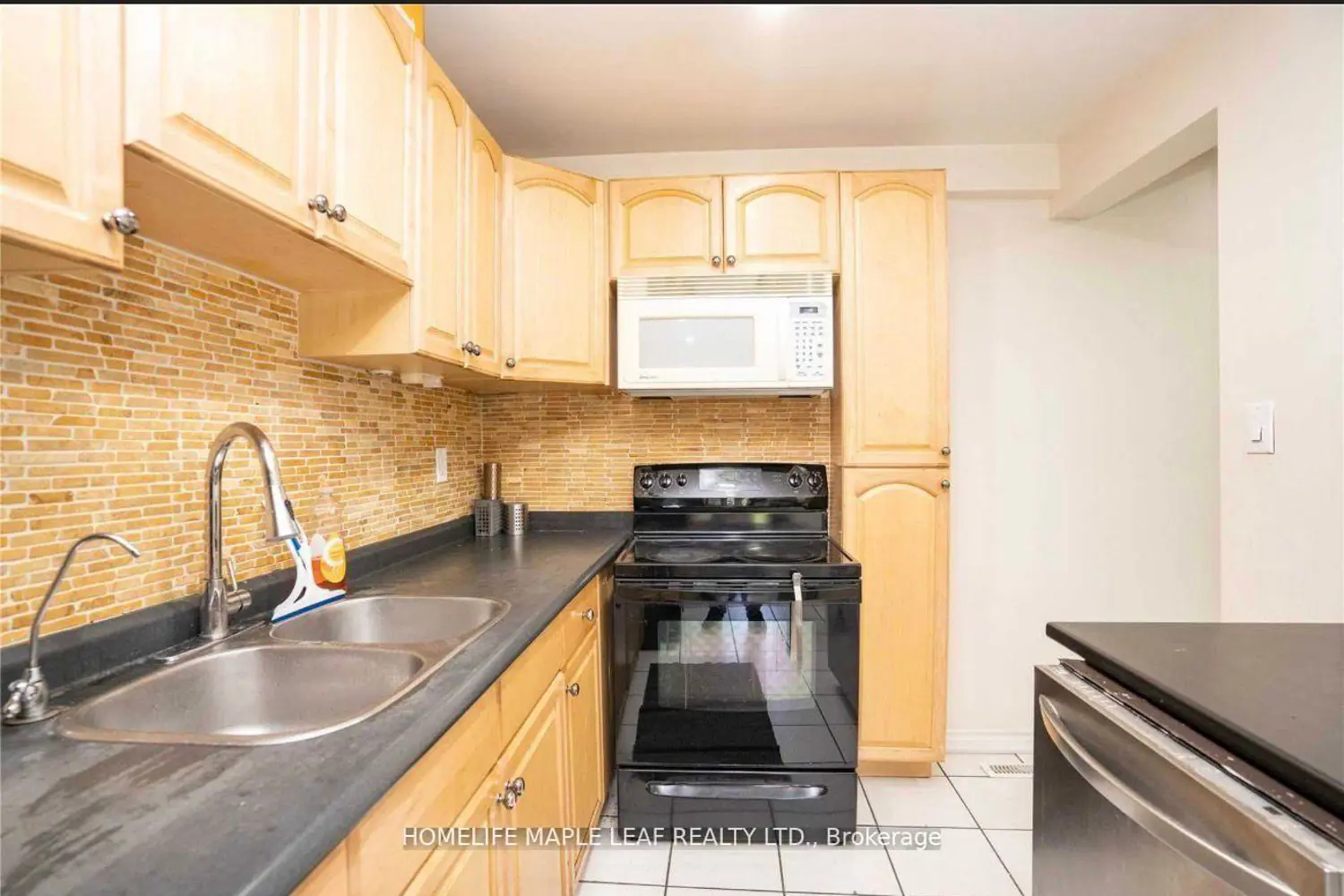 Additional image 6 of 11 Rusthall Way