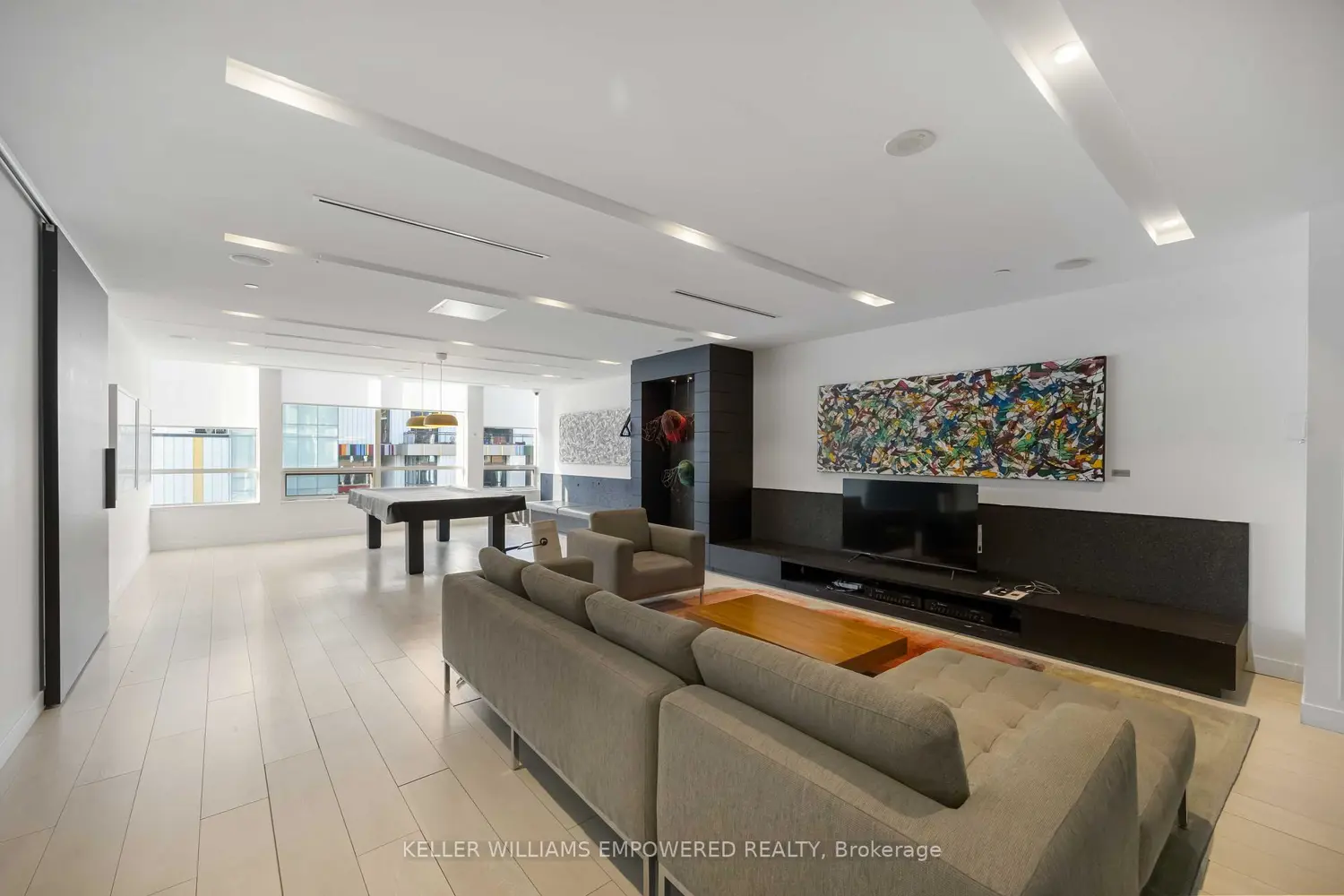 Additional image 17 of 170 Sumach Street 1005