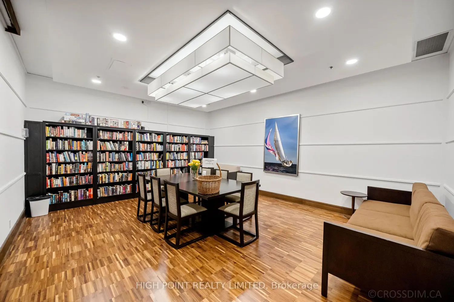 Additional image 18 of 1 Hurontario Street 610