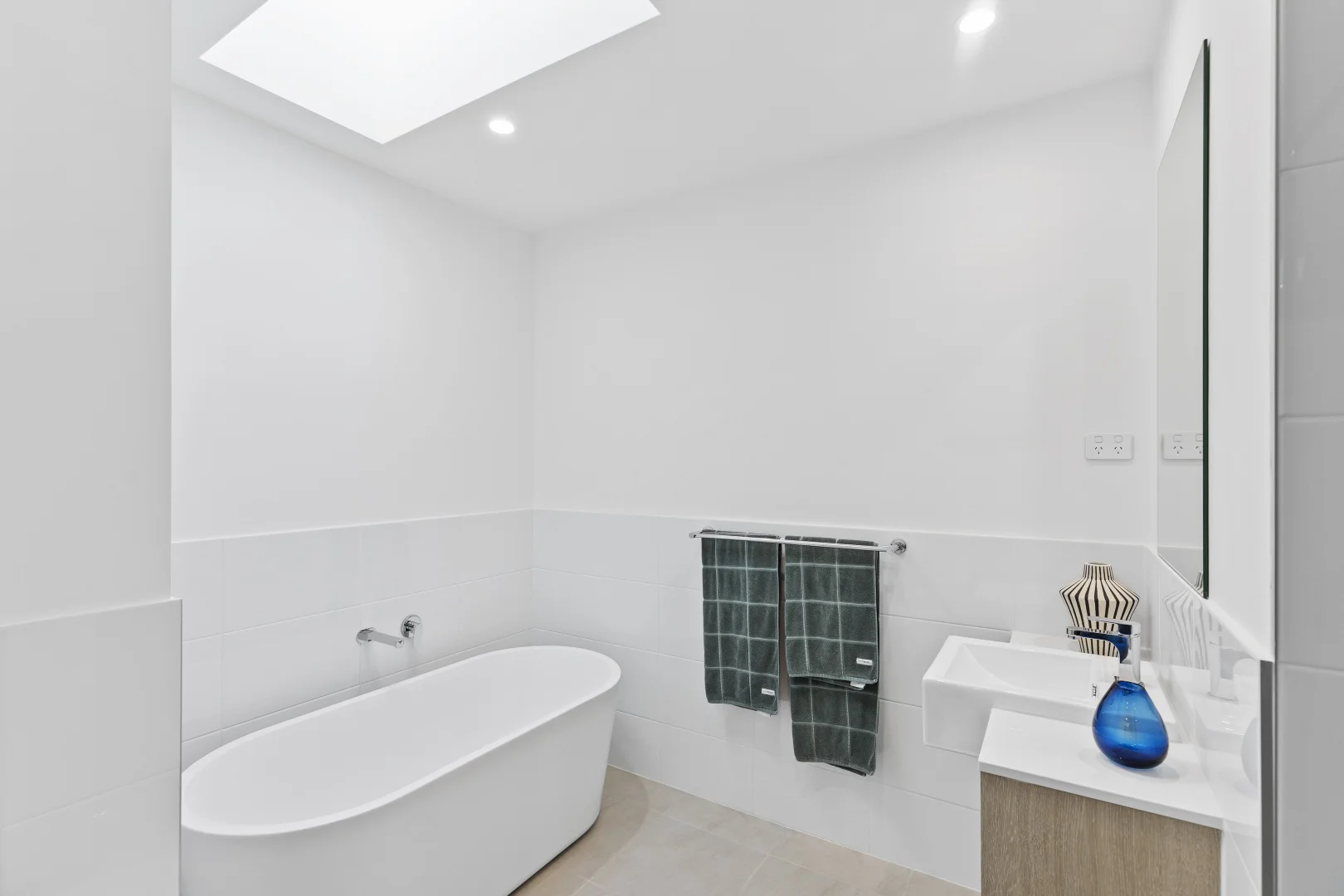 Additional image 18 of 3/2 Dolphin Point Road, Burrill Lake NSW 2539