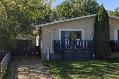 Additional image 8 of 24 45 Street Crescent, Sylvan Lake, AB, T4S2P9