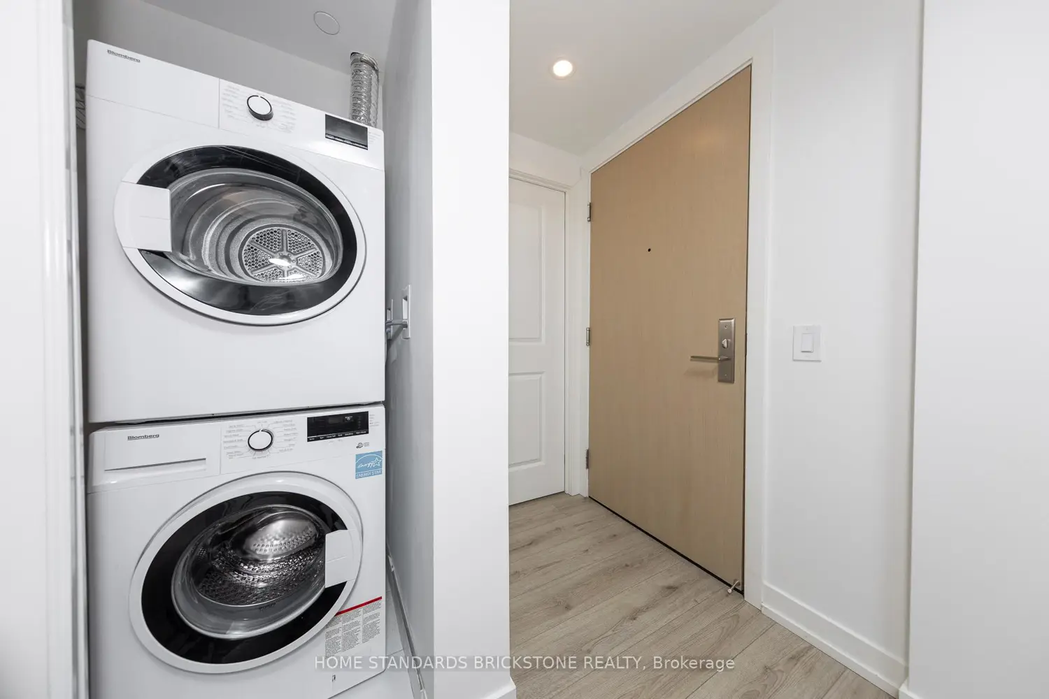 Additional image 12 of 395 Bloor Street 1604