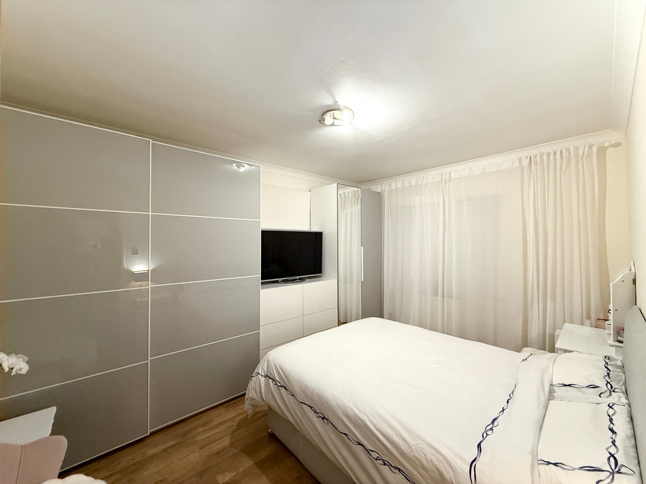 Additional image 5 of 2 Bed Flat, Wentworth Dwellings, E1, N1 7GU