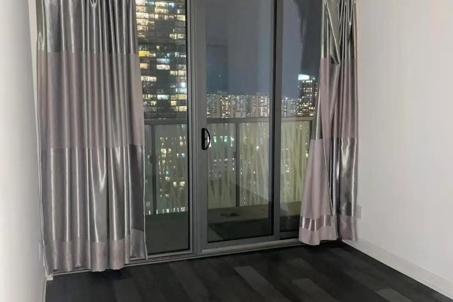 Additional image 11 of 50 Charles Street 2903