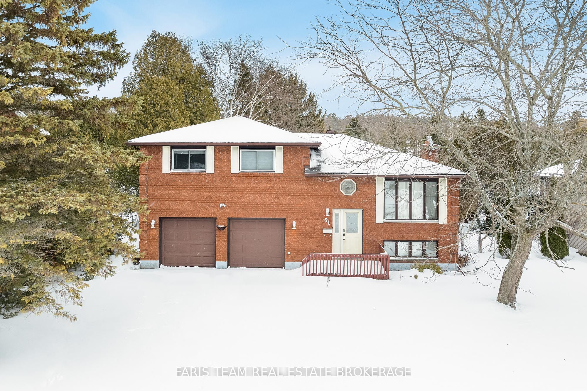 51 Beck Boulevard, Penetanguishene, ON, L9M 1E2