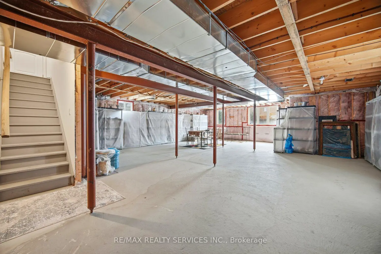 Additional image 18 of 17 Island Grove