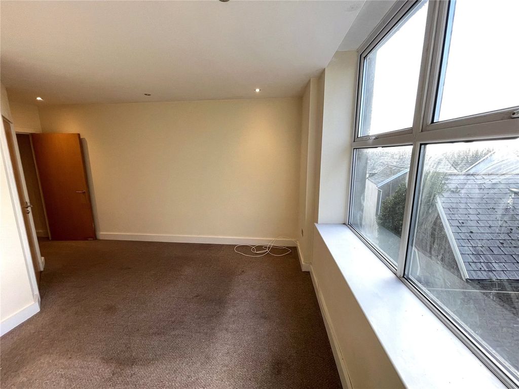 Additional image 4 of 1 bed flat for salePugh Buildings, Cowell Street, Llanelli, Carmarthenshire SA15