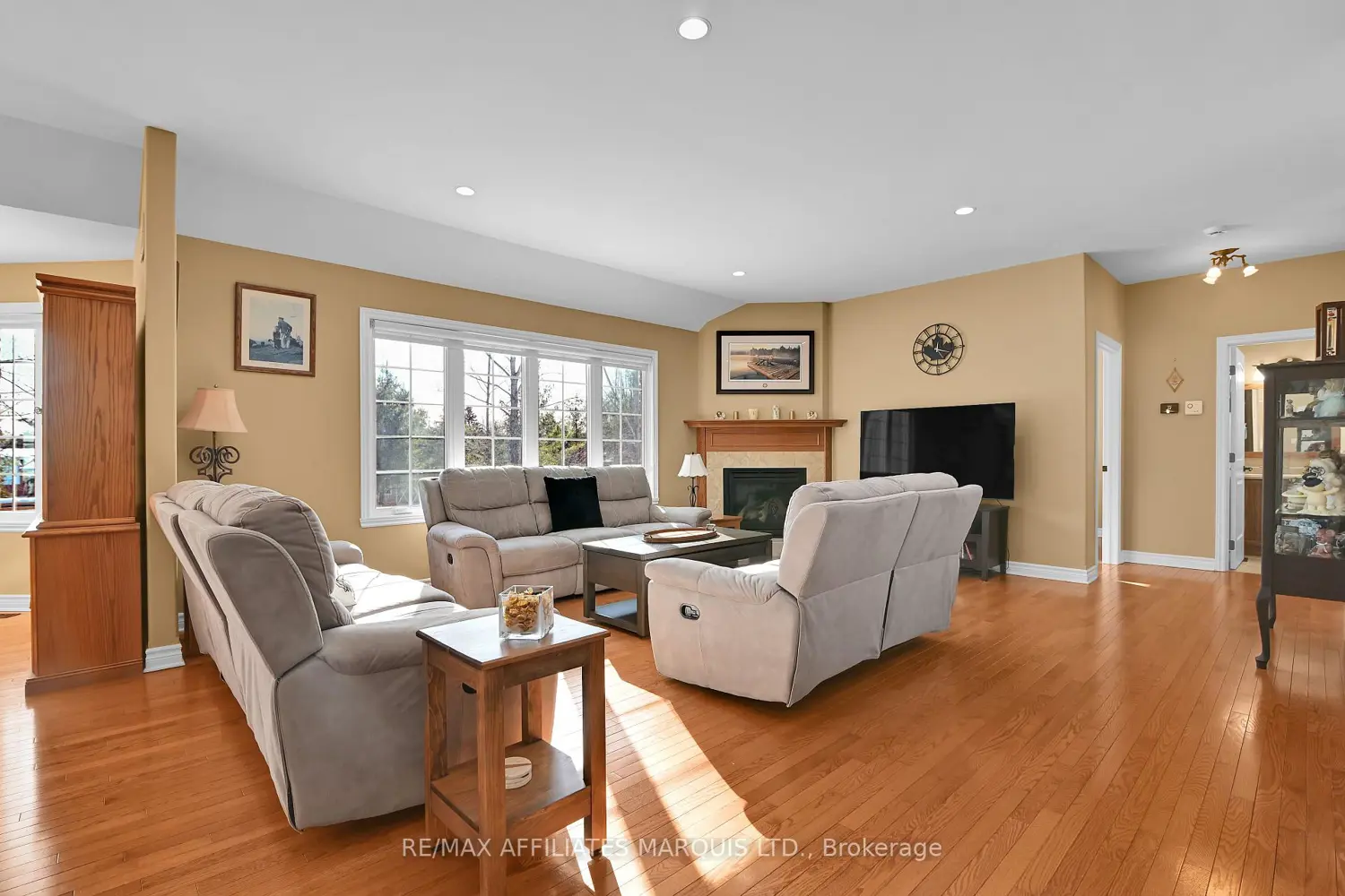 Additional image 6 of 6574 Adrian Court