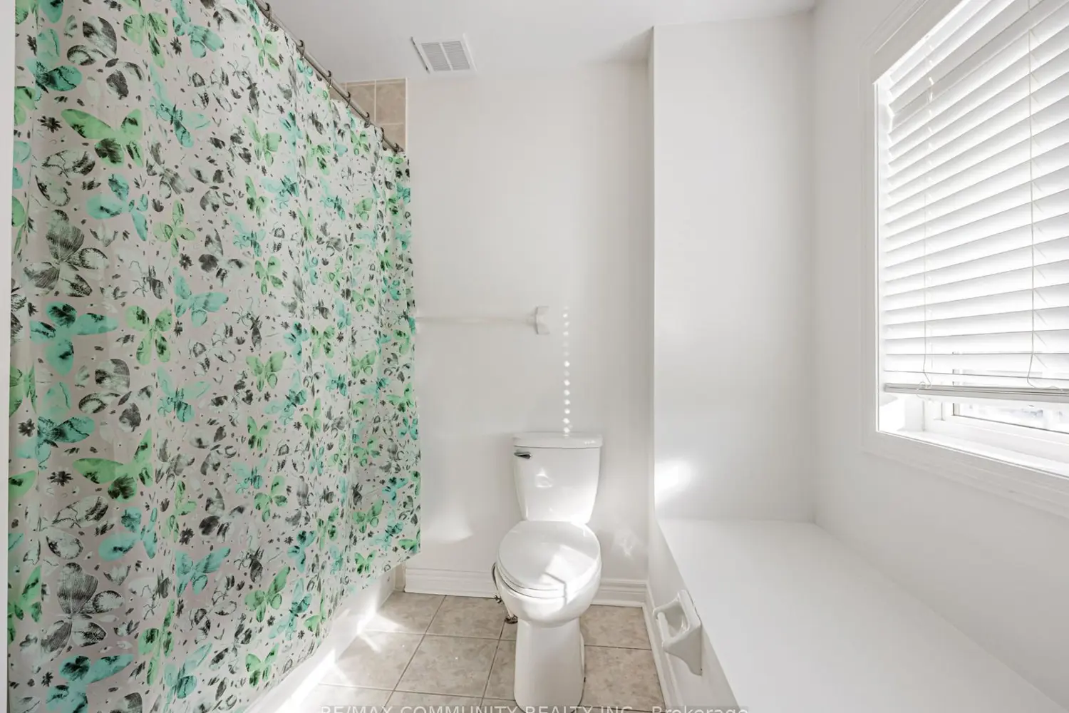 Additional image 15 of 2 John Davis Gate