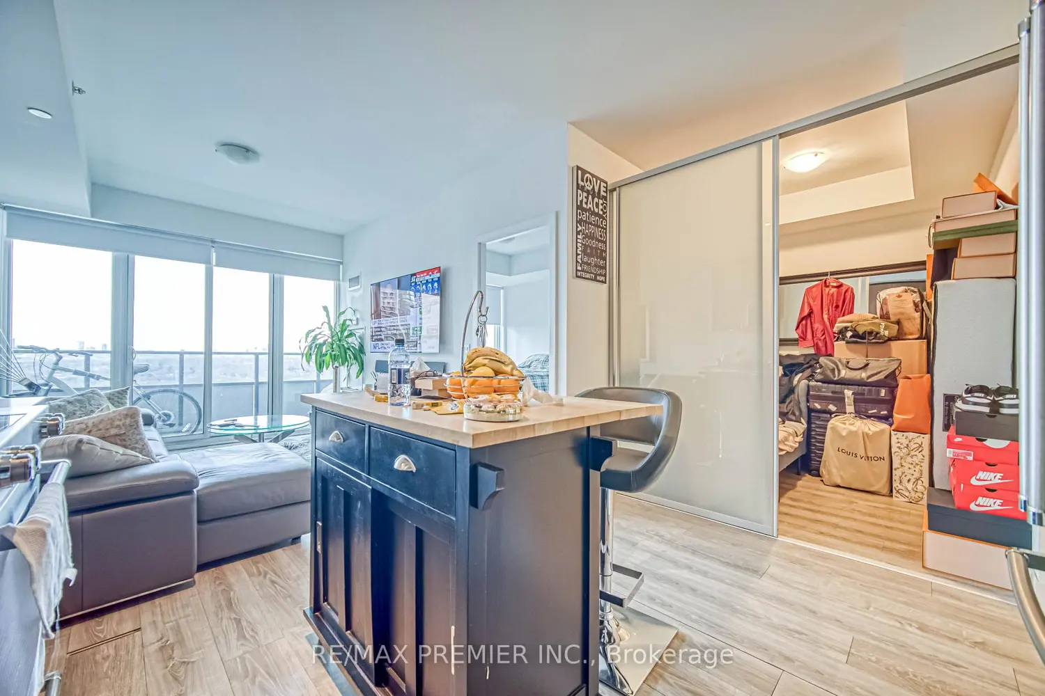 Additional image 18 of 30 Shore Breeze Drive 2712