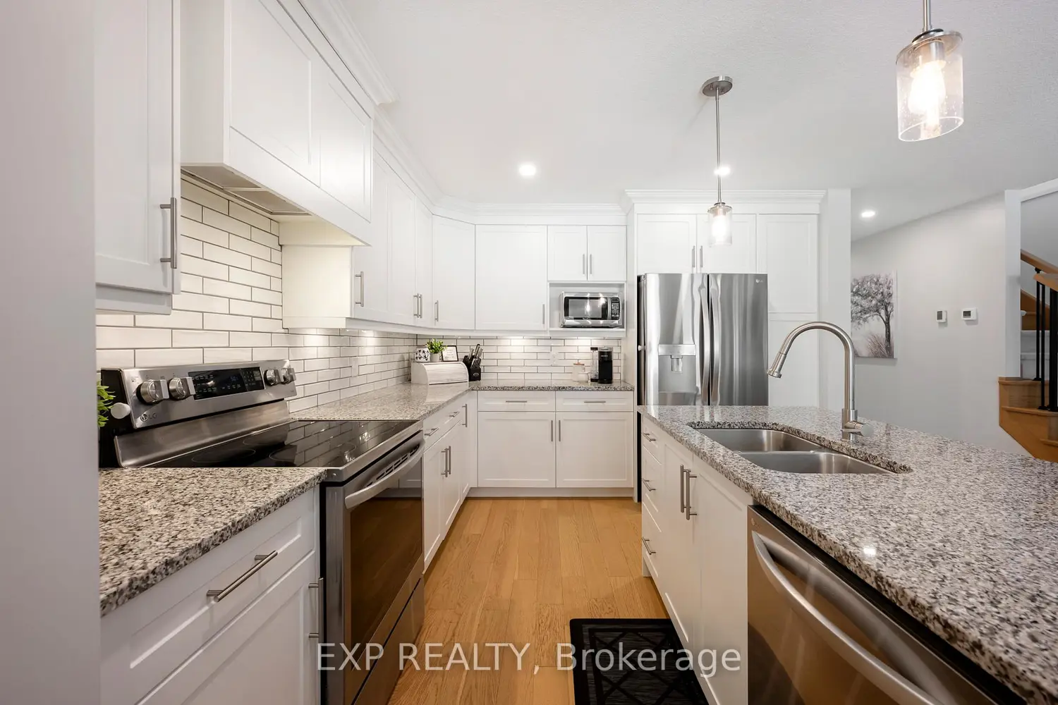 Additional image 8 of 745 Waterloo Street