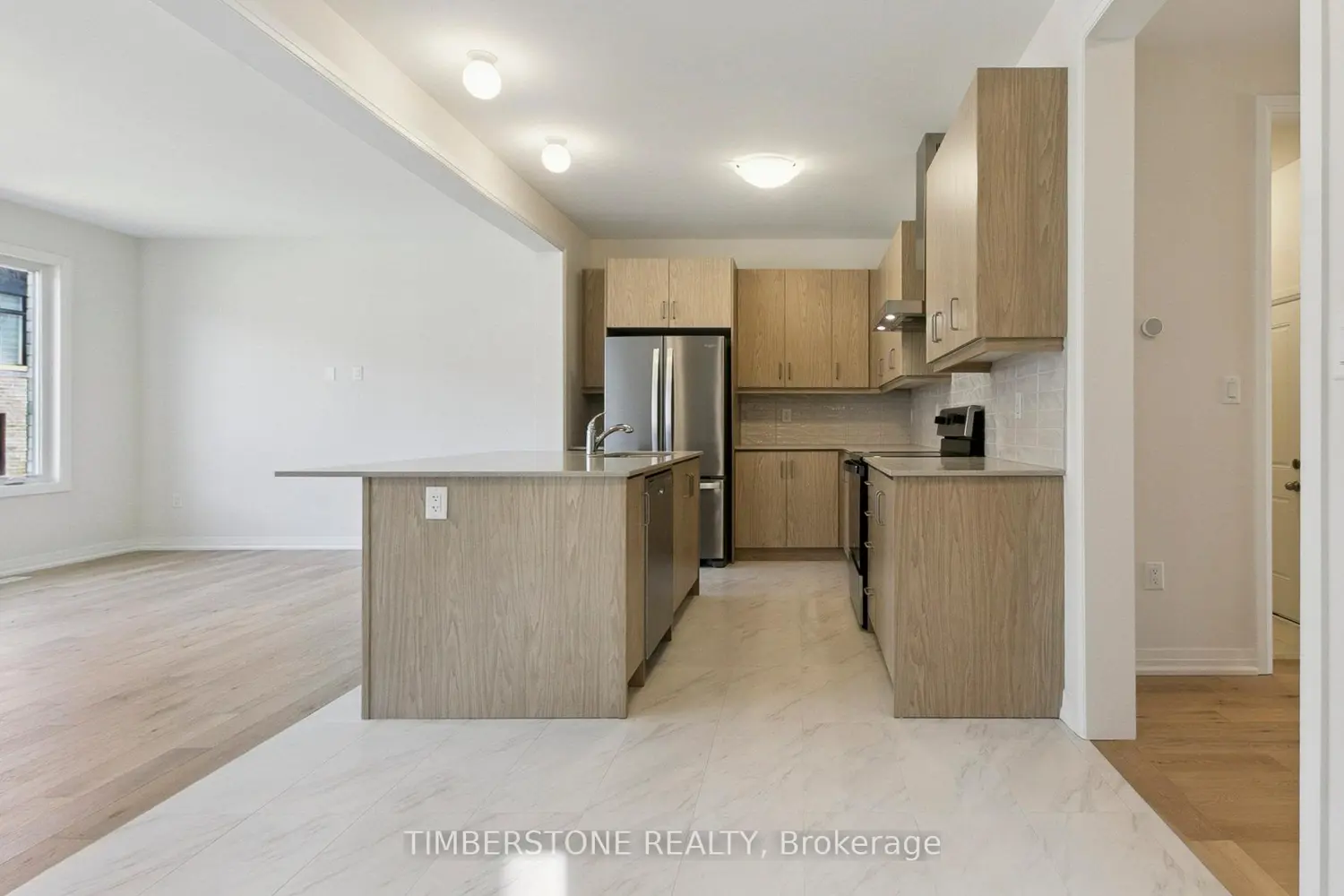 Additional image 13 of 1813 Narcissus Gardens