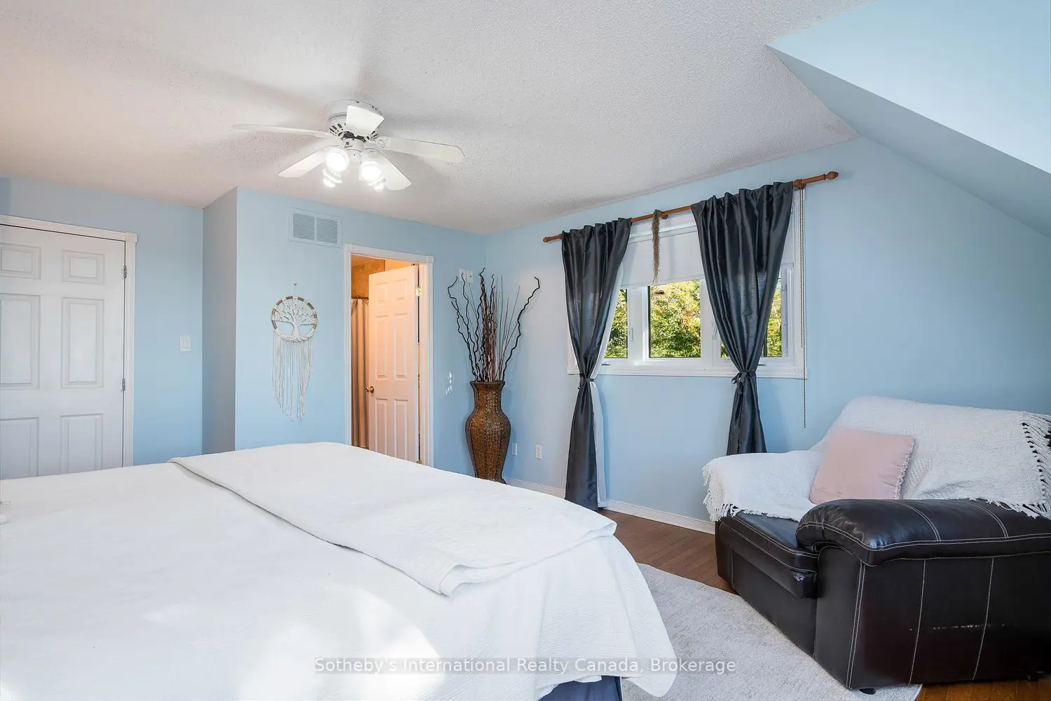 Additional image 5 of 126 Brambel Road