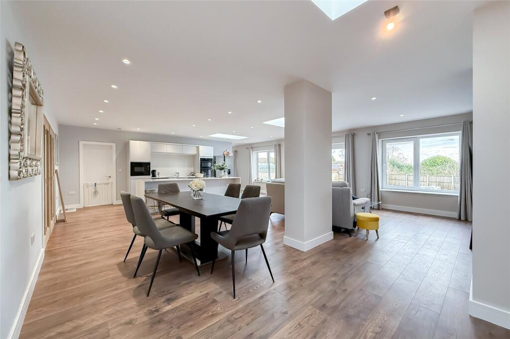 Additional image 4 of Robert Avenue, St. Albans, Hertfordshire, AL1