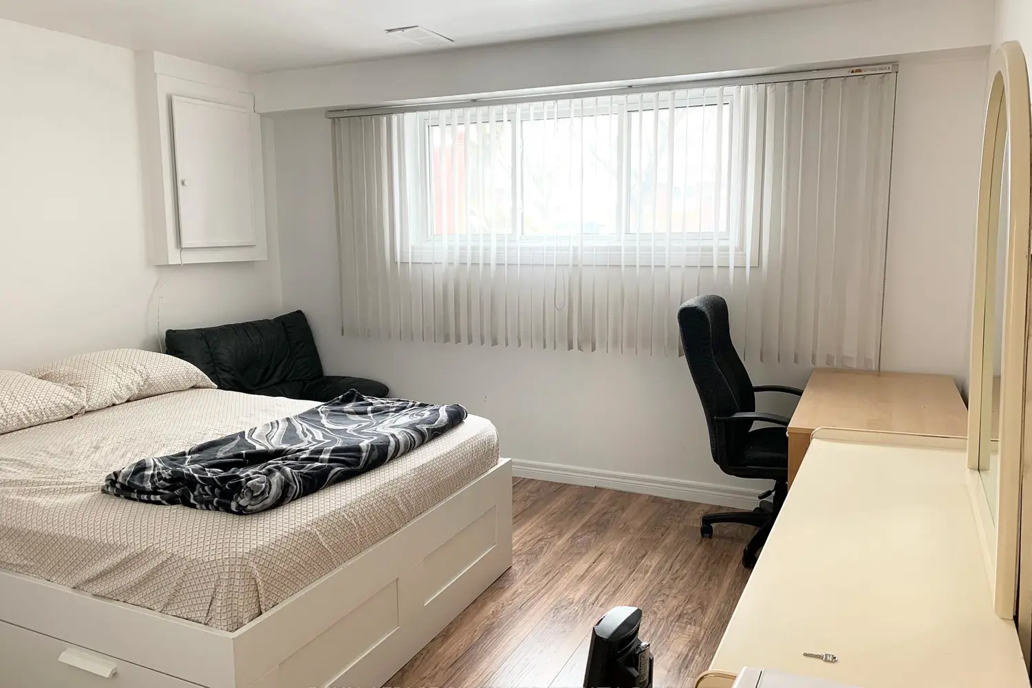 Additional image 14 of 6032 Featherhead Crescent