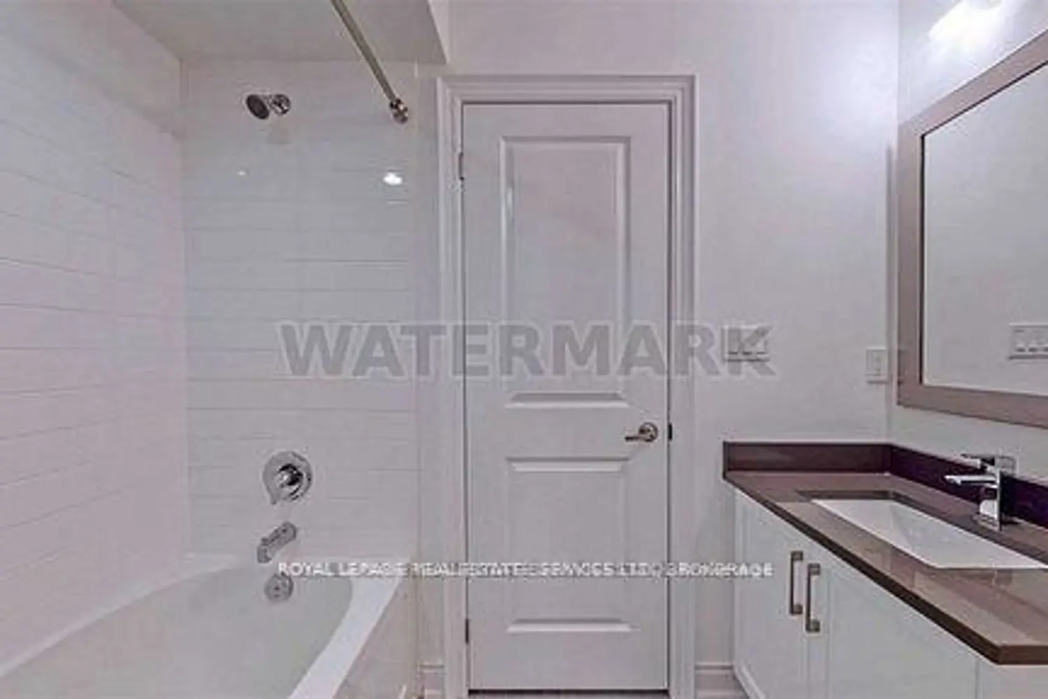 Additional image 17 of 3879B Bloor Street