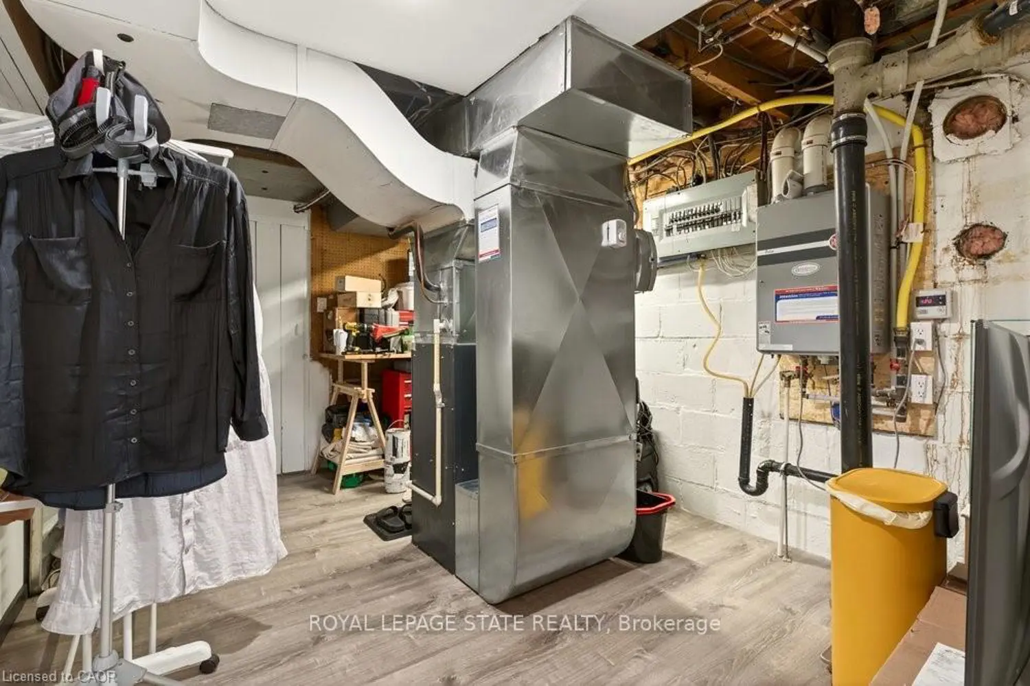 Additional image 13 of 17 Gary Avenue