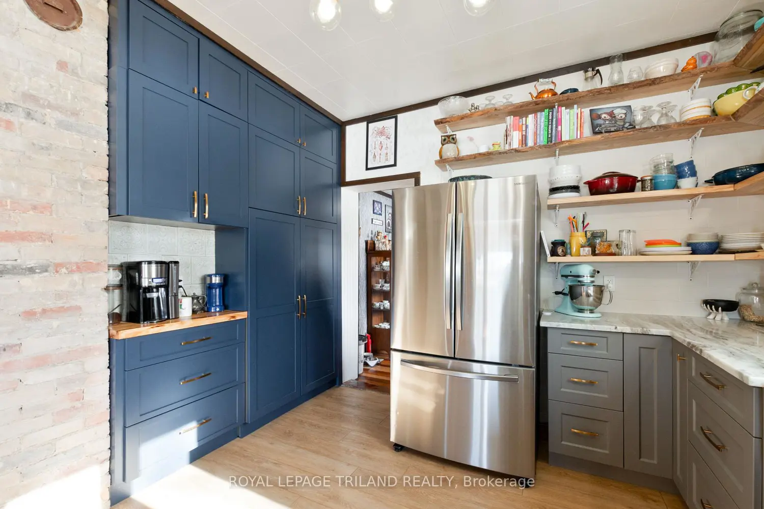 9664 Belmont Road photo 4
