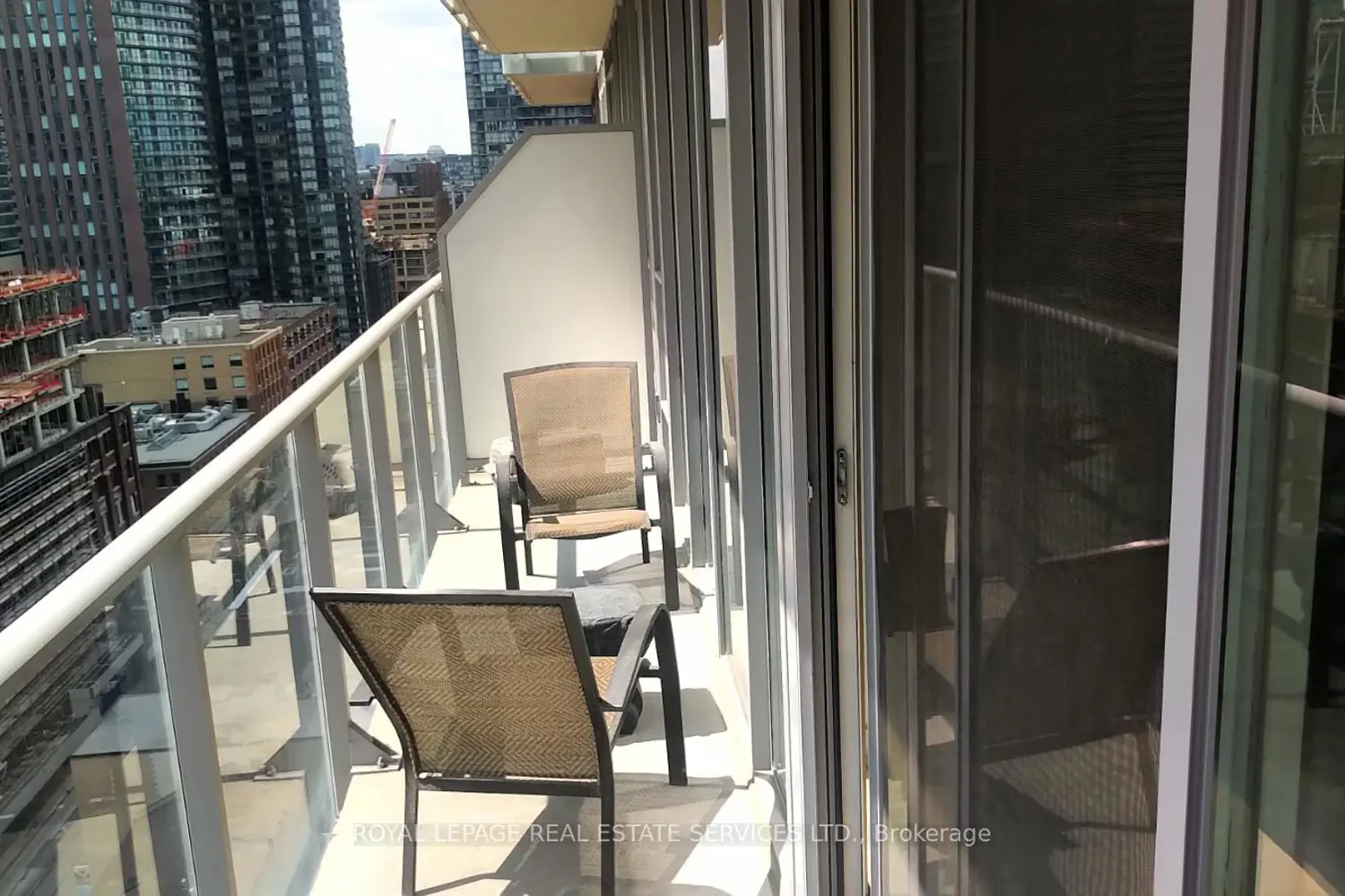 Additional image 8 of 126 Simcoe Street 1629