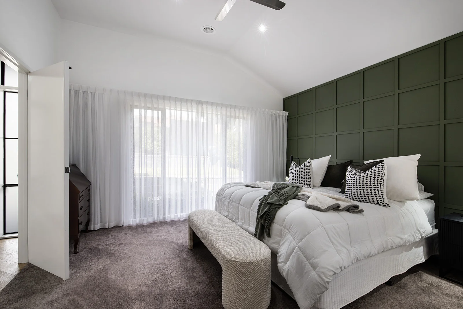 Additional image 15 of 2 Knox Court, Kennington VIC 3550