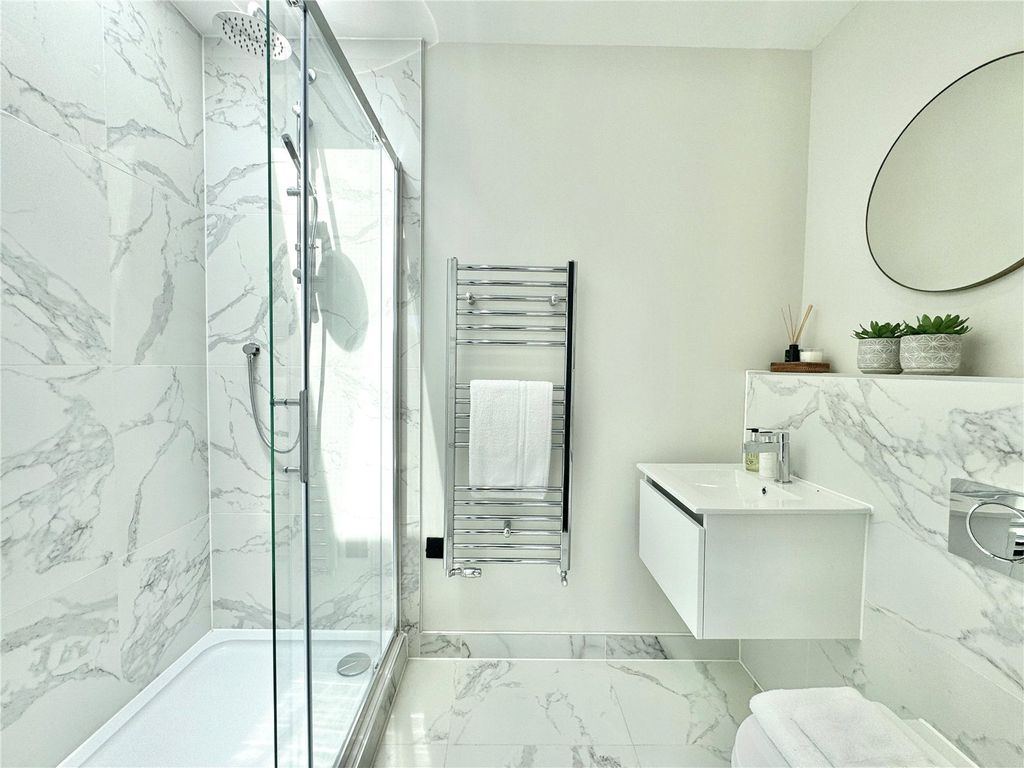 Additional image 7 of 3 bed flat for saleCautley House, Seabrook Road, Hythe, Kent CT21
