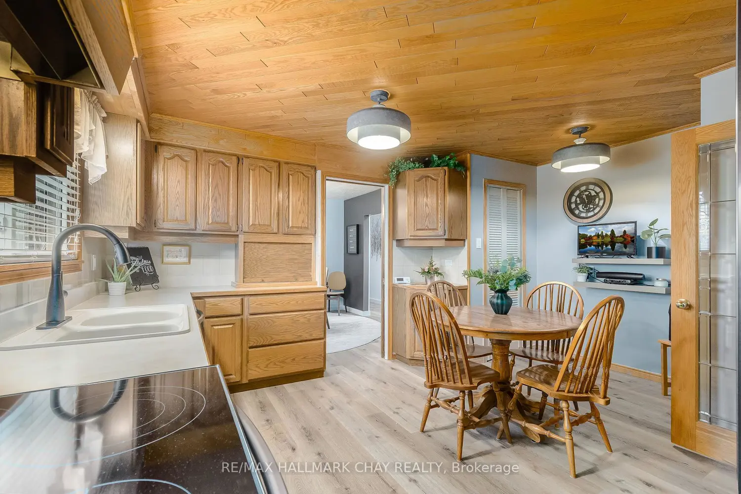 Additional image 5 of 1009 Fairbairn Street