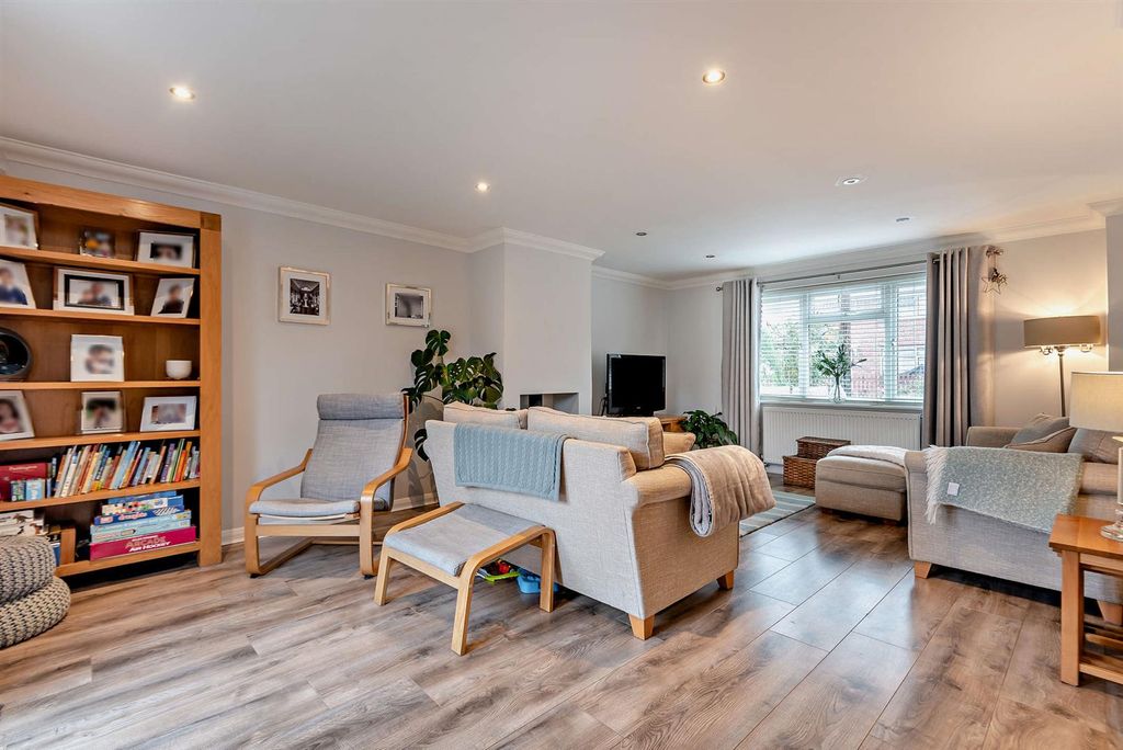 Additional image 7 of 4 bed semi-detached house for saleBracken Way, Chobham, Woking GU24
