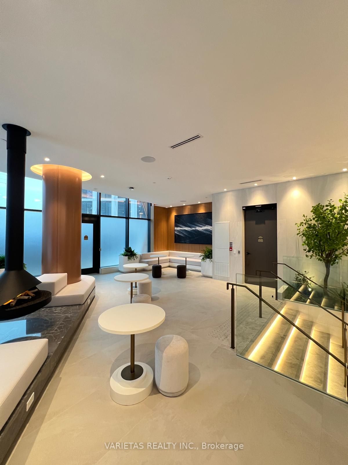 Additional image 5 of 1211-60 Central Park Roadway N/a, Toronto, ON, M9A 0E6