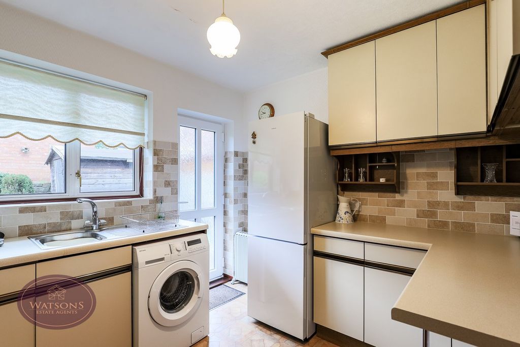 Additional image 4 of 3 bed semi-detached house for saleNightingale Close, Nuthall, Nottingham NG16