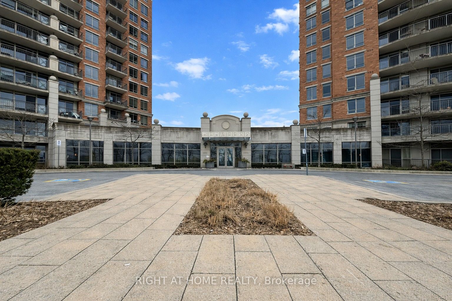 Additional image 3 of 706-2379 Central Park Drive, Oakville, ON, L6H 0E3