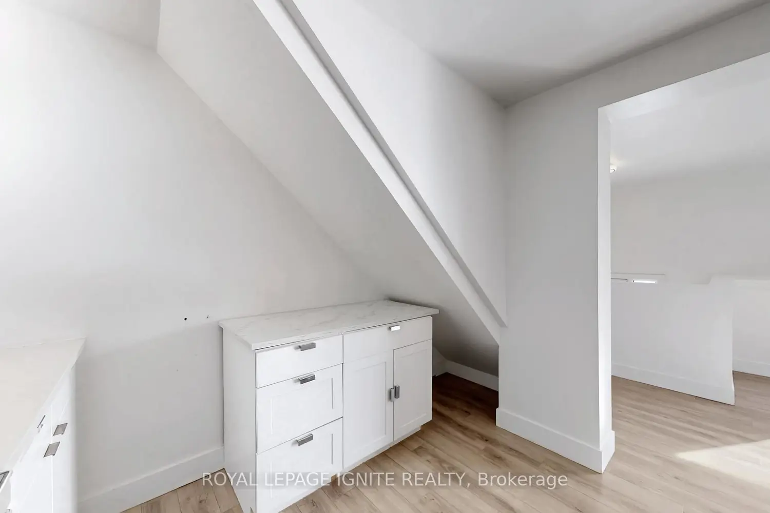 Additional image 9 of 105 Andover Drive 10