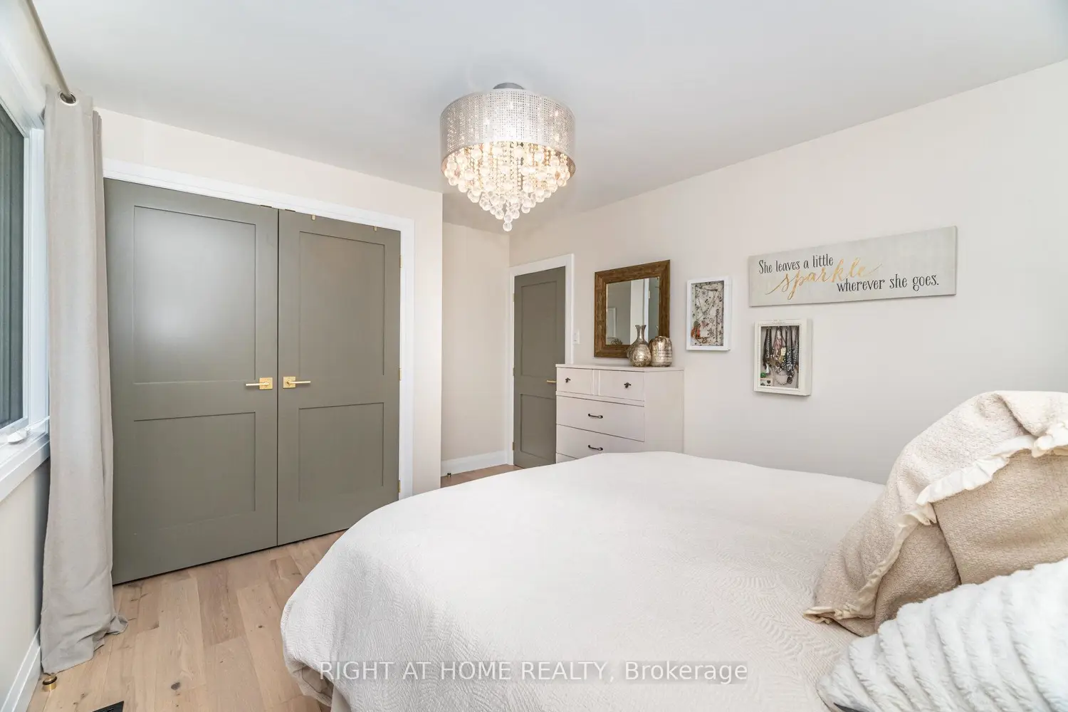 Additional image 14 of 5188 Cherryhill Crescent