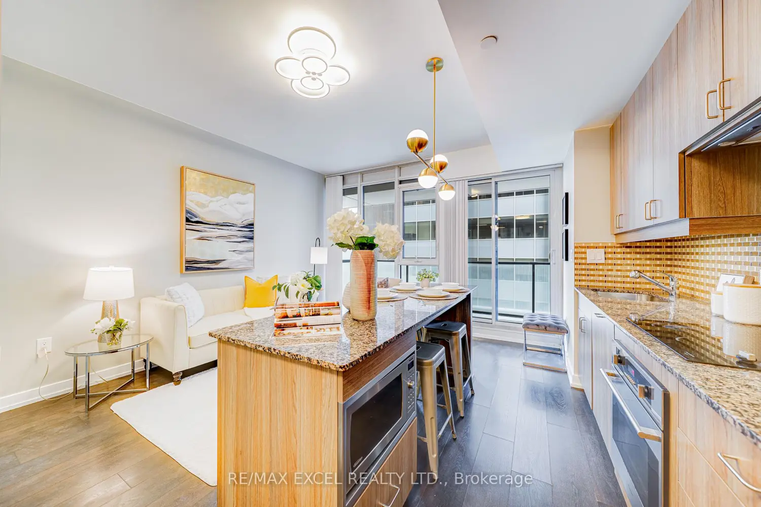 Additional image 16 of 426 University Avenue 1705