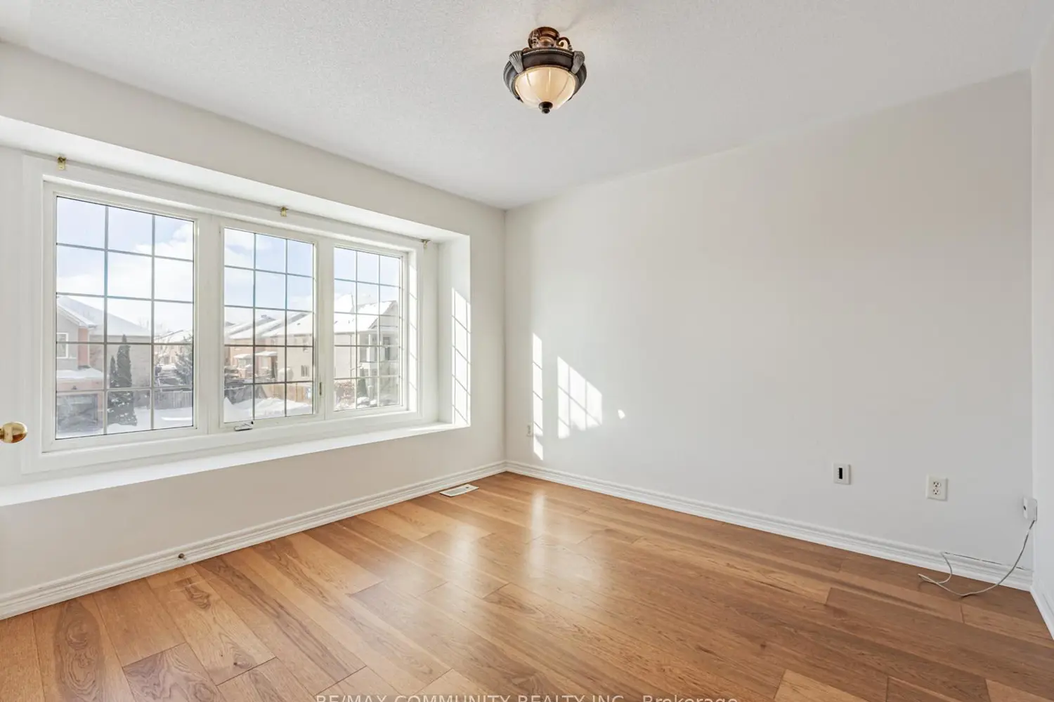 Additional image 14 of 2 John Davis Gate