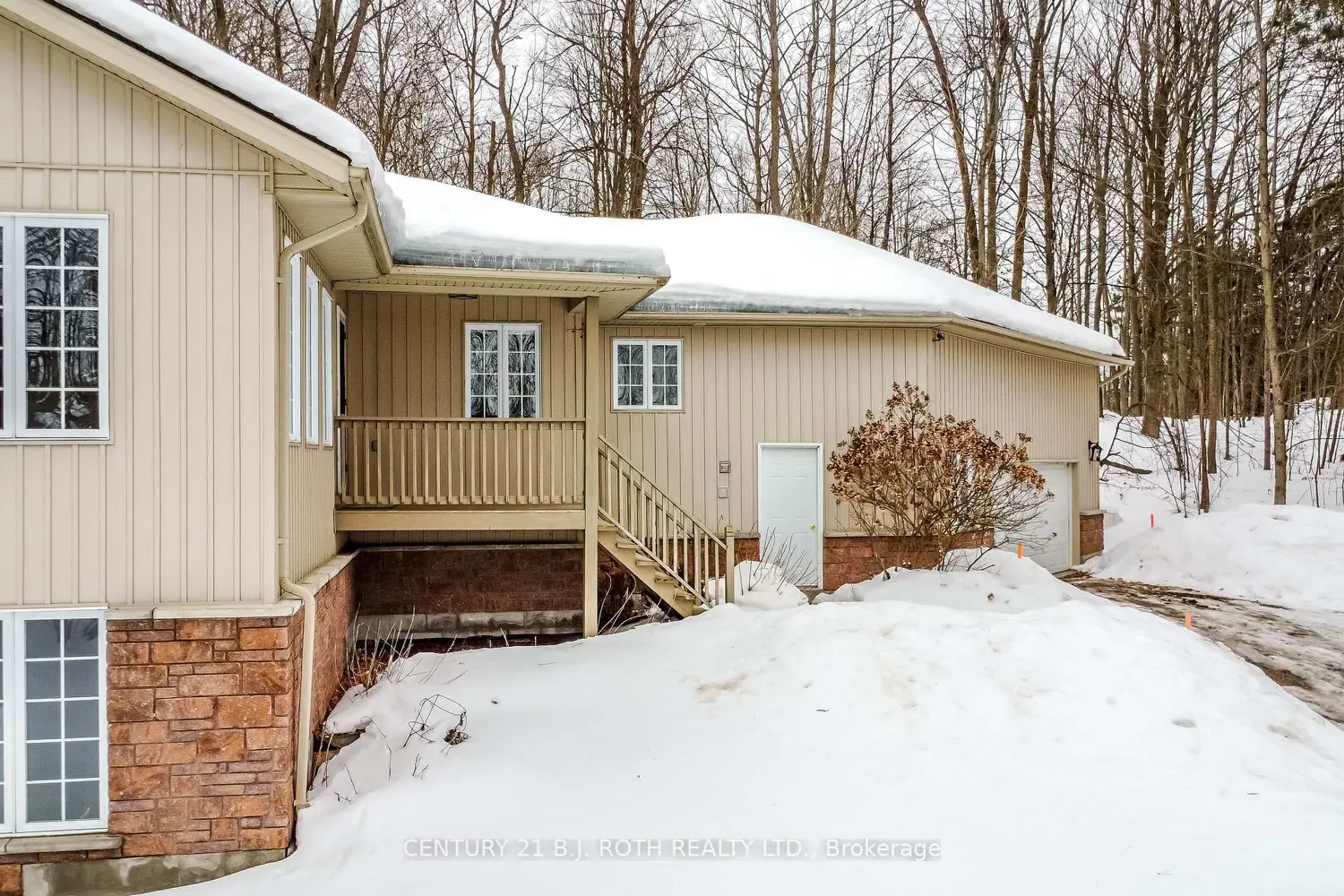 Additional image 4 of 4927 25 Side Road