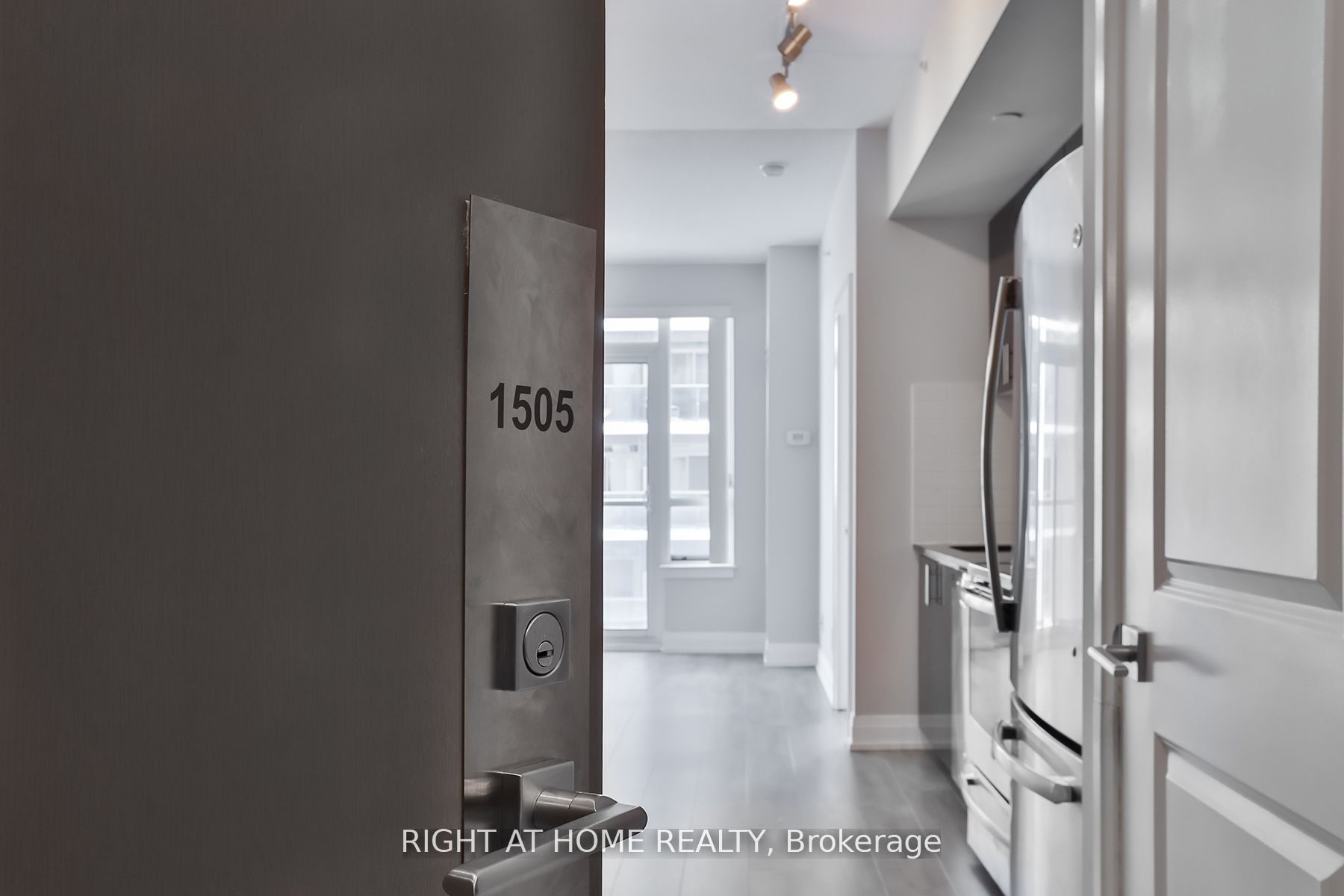 Additional image 3 of 1505-7165 Yonge Street, Markham, ON, L3T 0C9