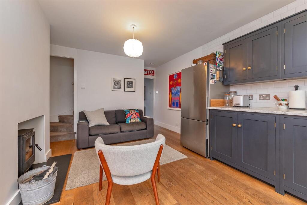 Additional image 25 of Castle Road, St. Albans