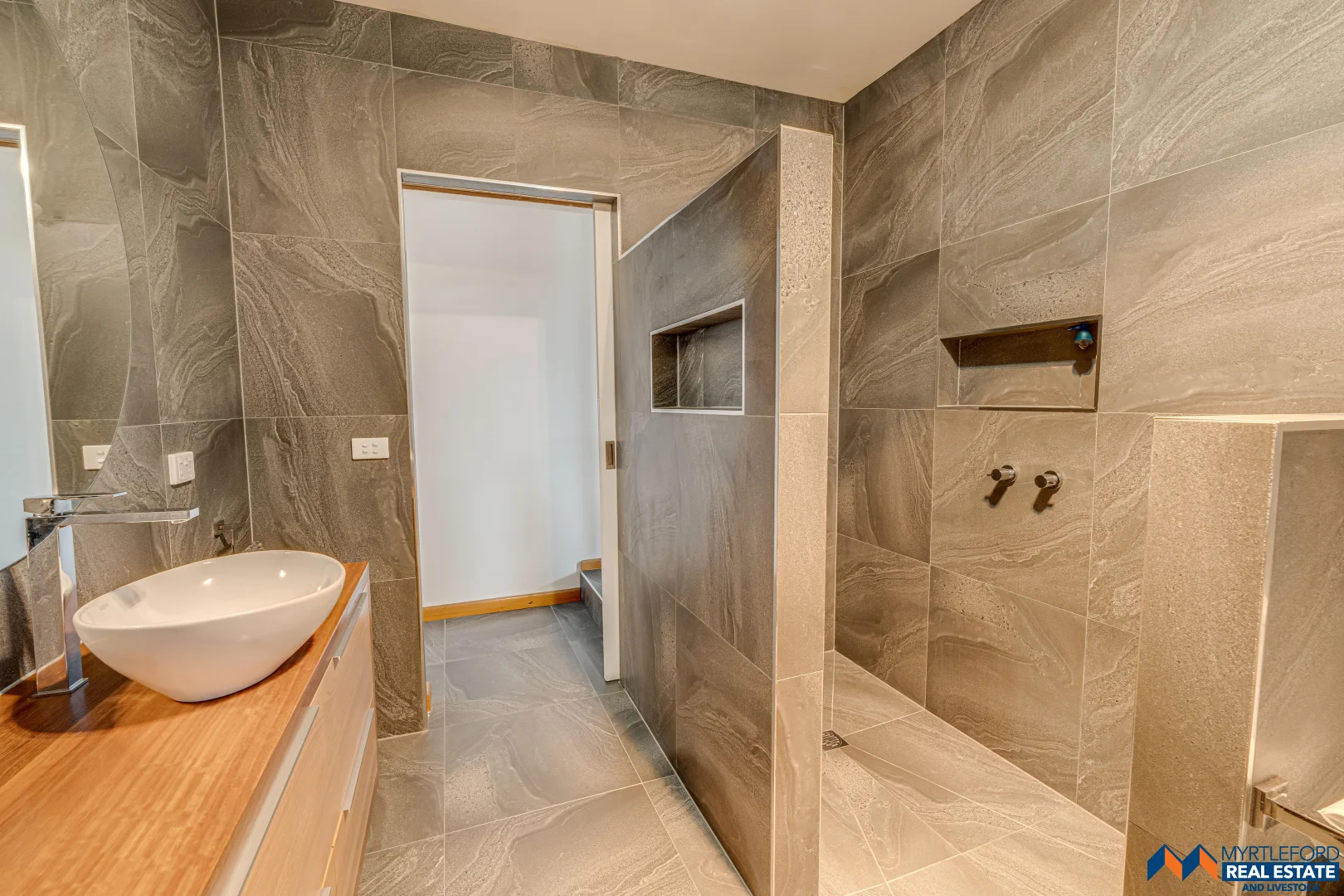 Additional image 11 of 66 Prince Street, Myrtleford VIC 3737