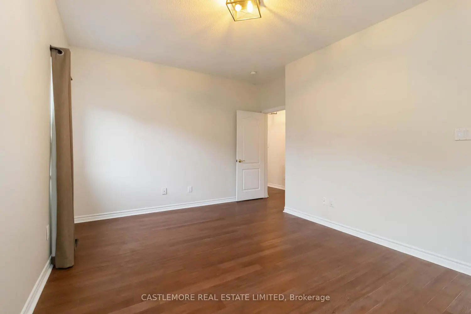 Additional image 15 of 1 Ferndown Crescent