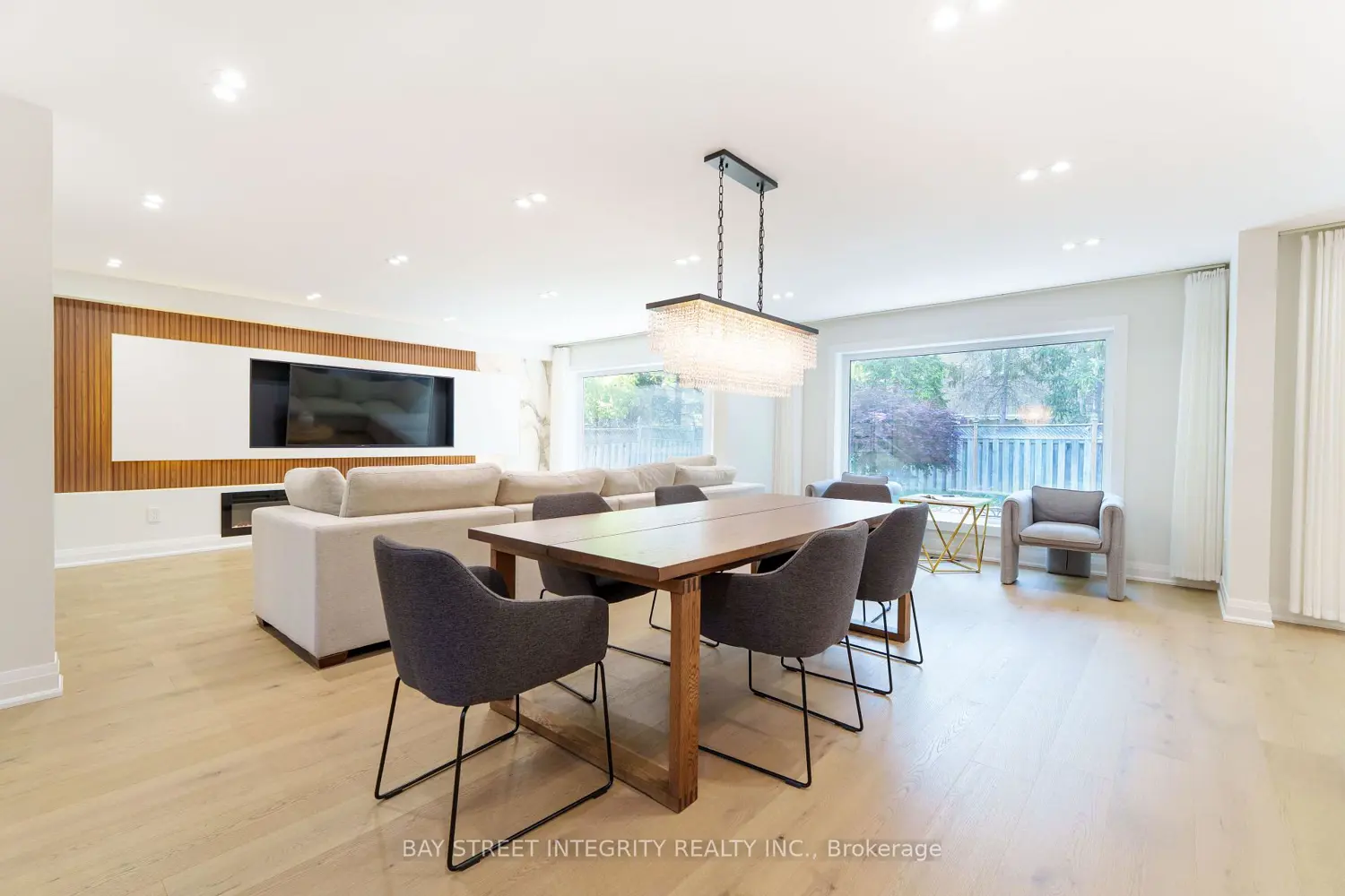 Additional image 13 of 2247 Rodick Road