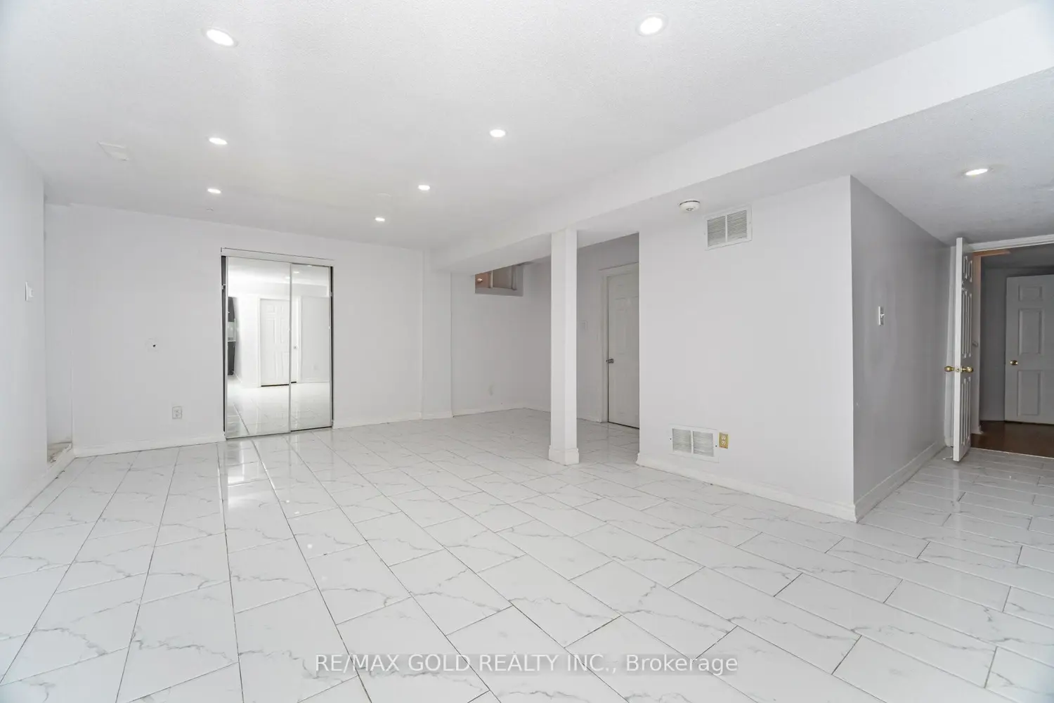 Additional image 12 of 8 Goreridge Crescent