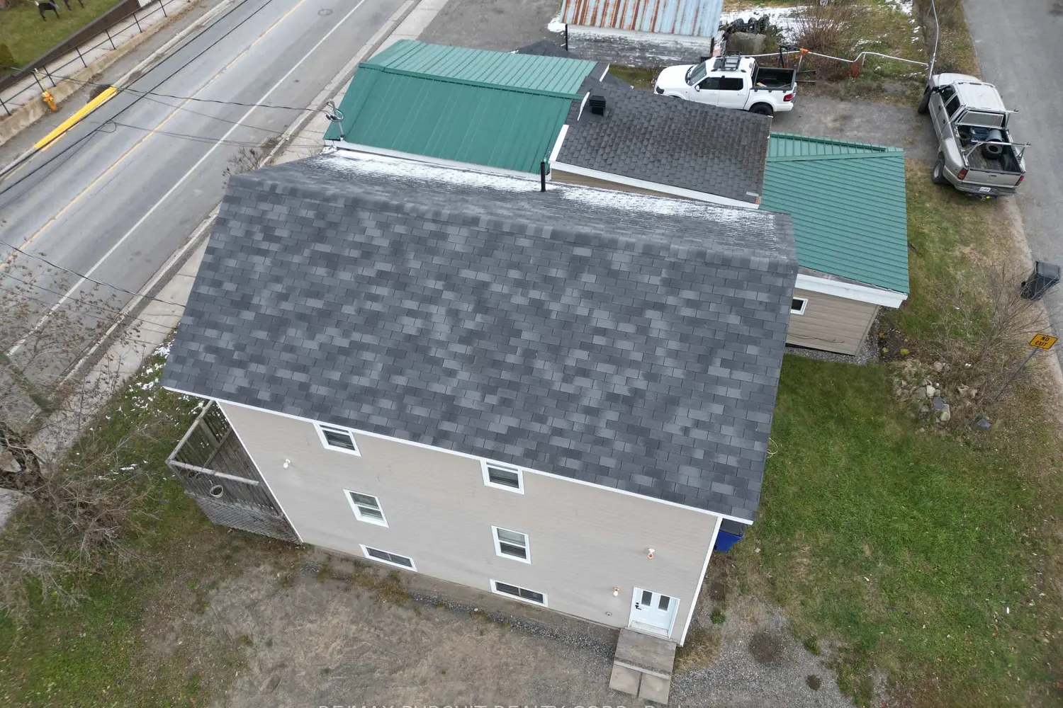 187 Lang Street photo 2