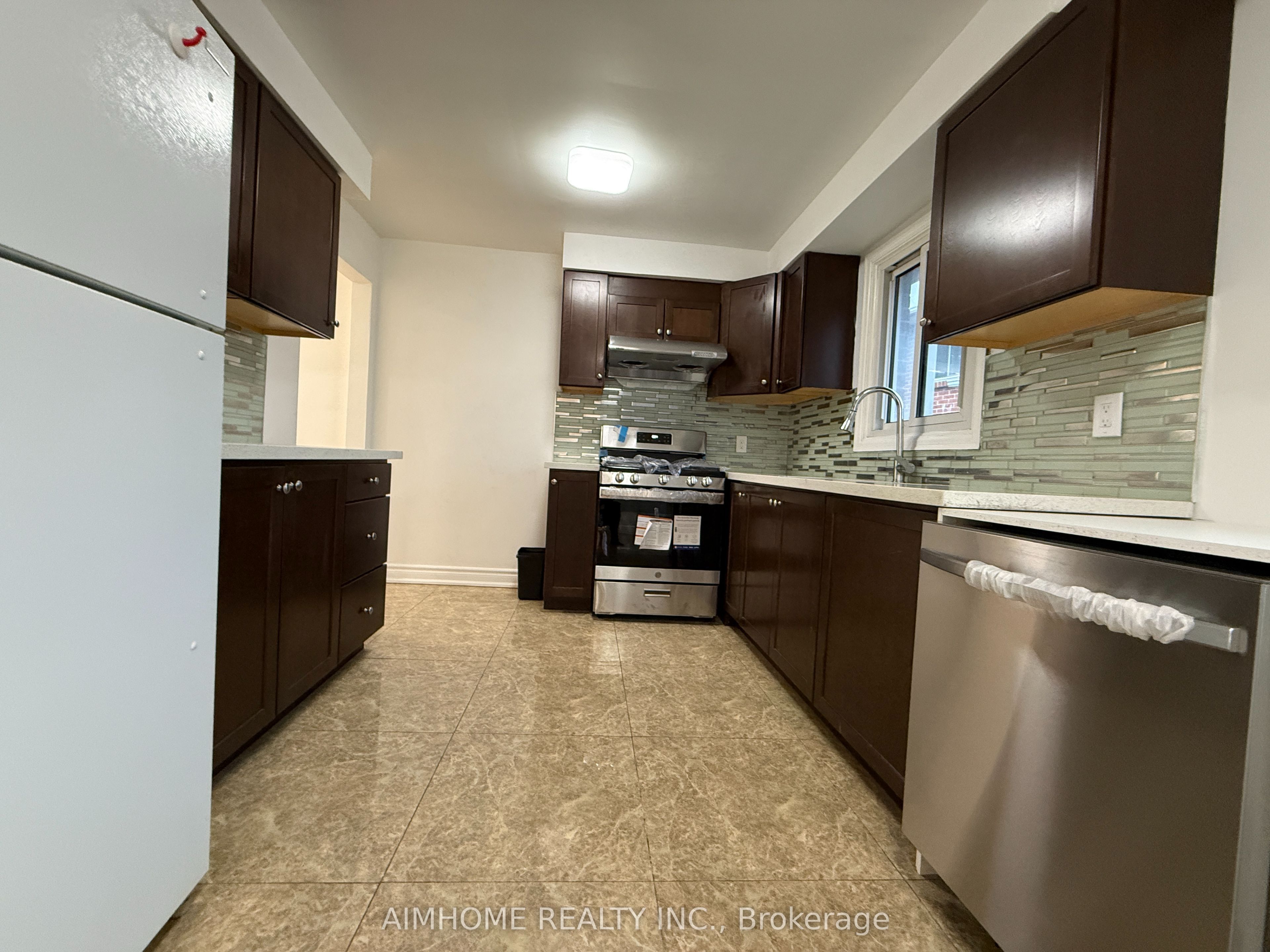 Additional image 3 of Upper-100 Hickorynut Drive, Toronto, ON, M2J 4W7