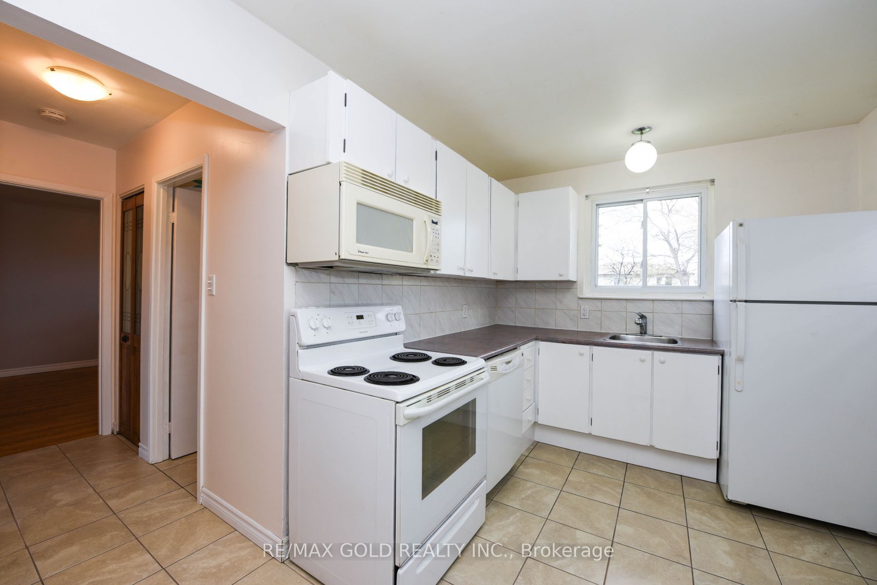 Additional image 4 of 3657 Woodruff Crescent, Mississauga, ON, L4T 1T8