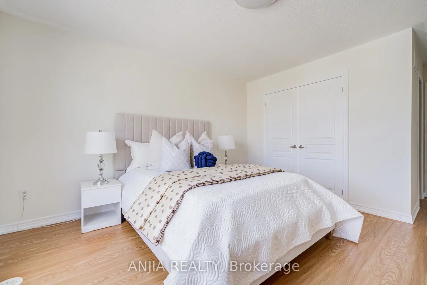 Additional image 18 of 9349 Kennedy Road