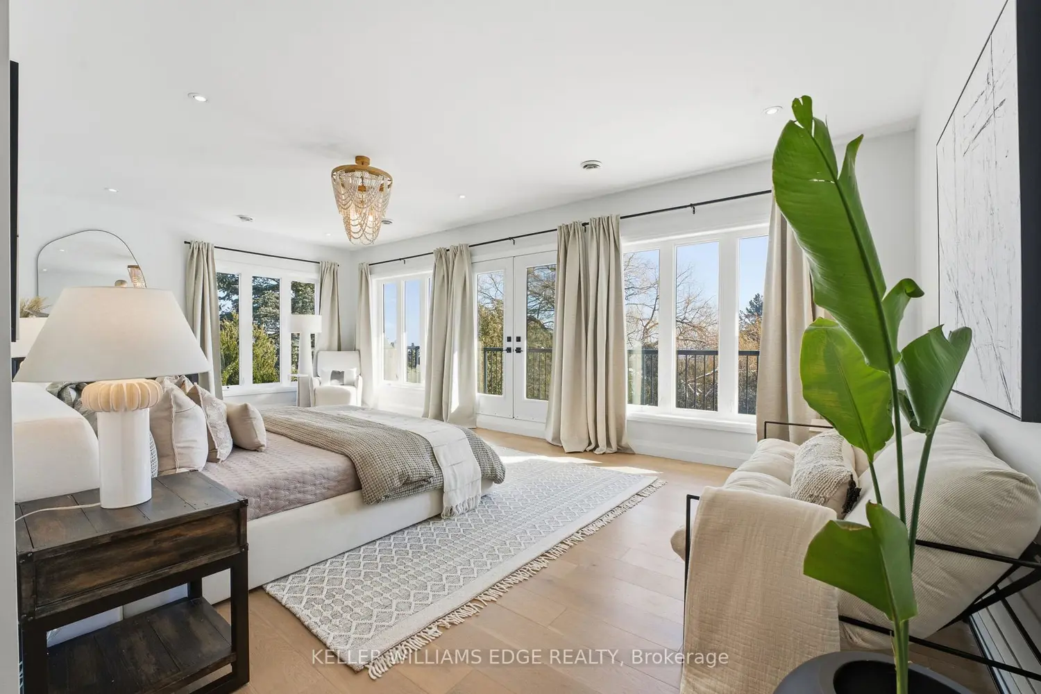 Additional image 6 of 1316 Dundas Street