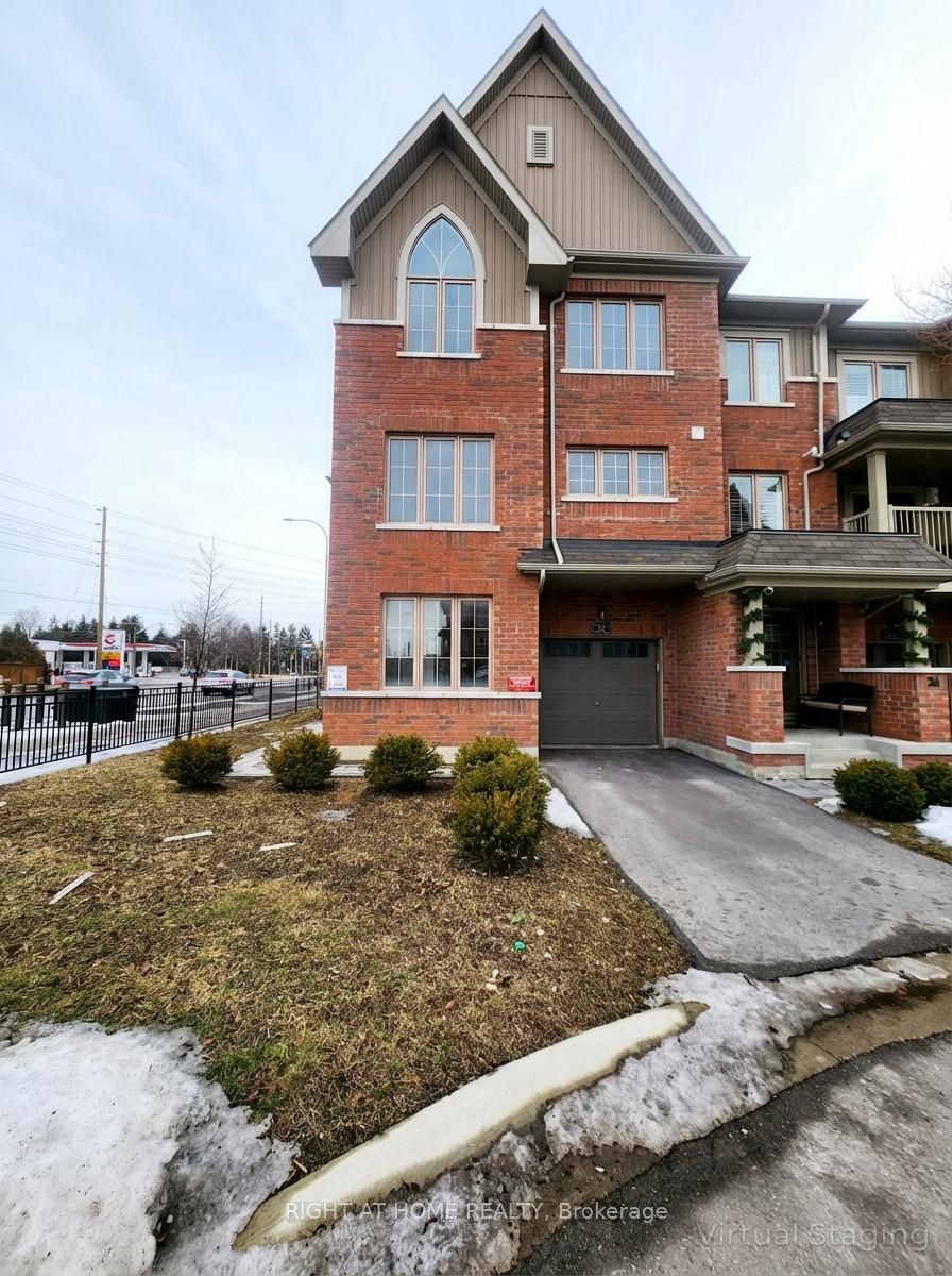 24 Amulet Way, Whitby, ON, L1R 0R5