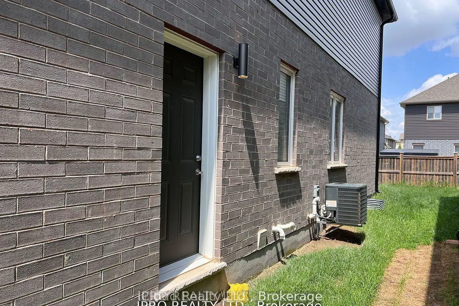 Additional image 20 of 99 Honey Street