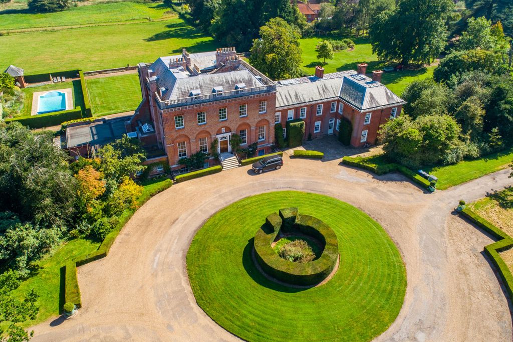 14 bed detached house for saleMuch Hadham, Hertfordshire SG10